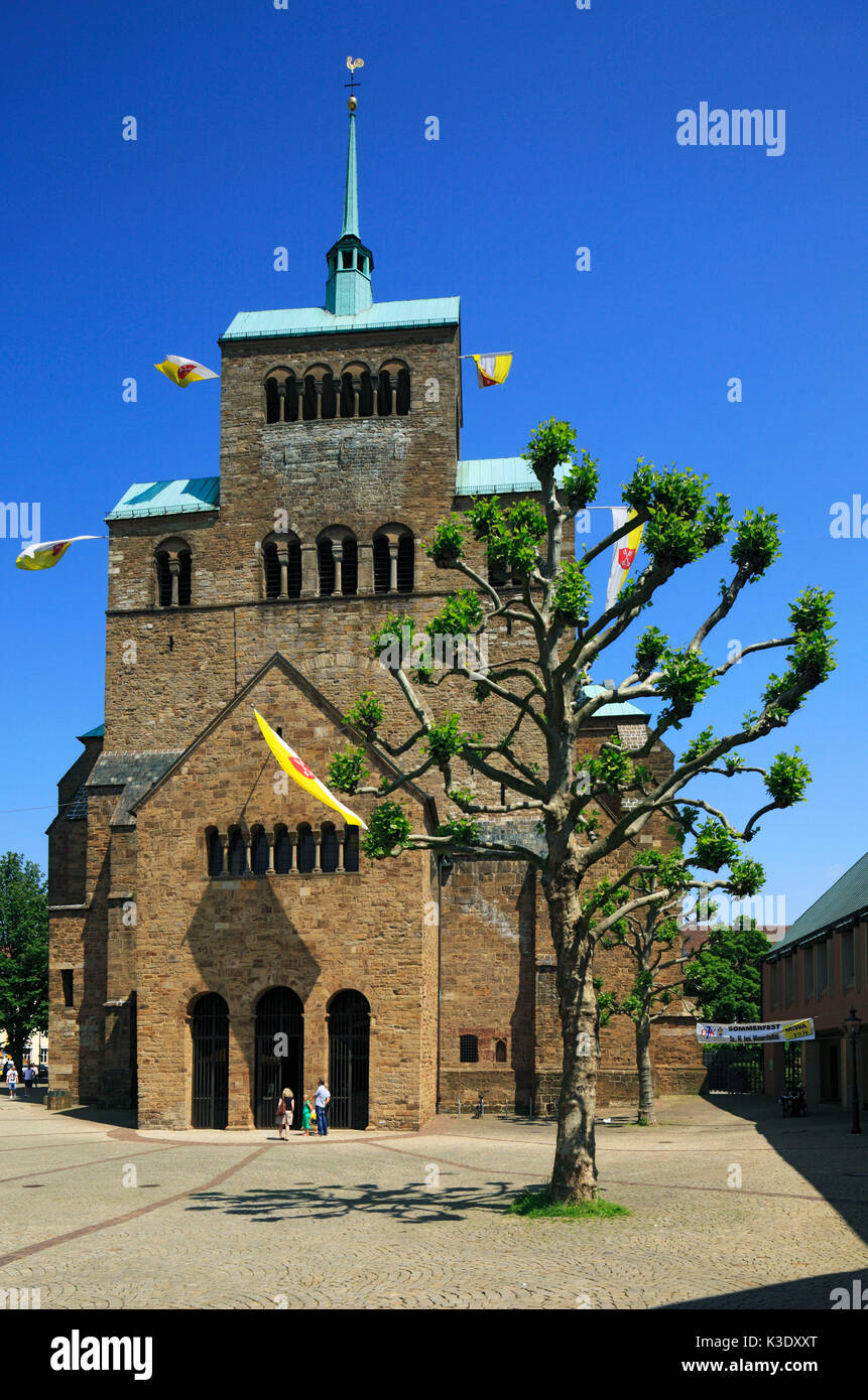 Dom St. Gorgonius und St. Peter in Minden, die Weser, Nordrhein-Westfalen, Stockfoto