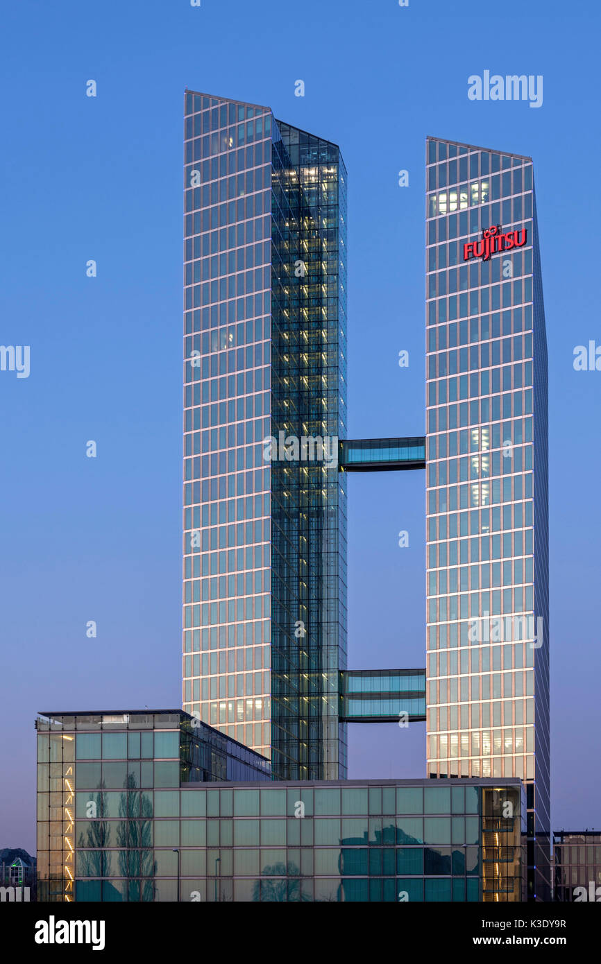 Highlight Towers, München, München, Oberbayern, Bayern, Deutschland  Stockfotografie - Alamy