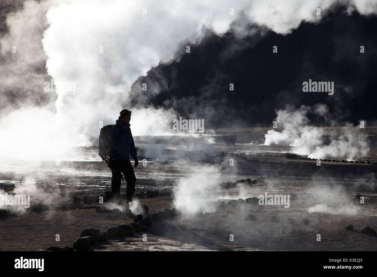 Chile, El Tatio Geysir Feld-, Dampf-, Mann, Silhouette, Stockfoto