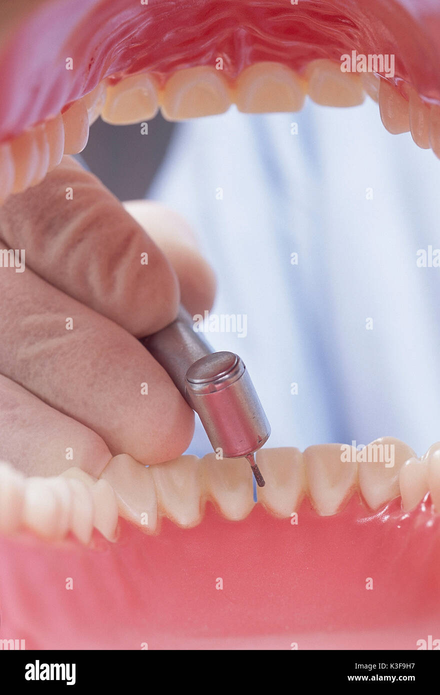 Prüfung auf dem Zahnarzt/Detailansicht mündliche Stockfoto