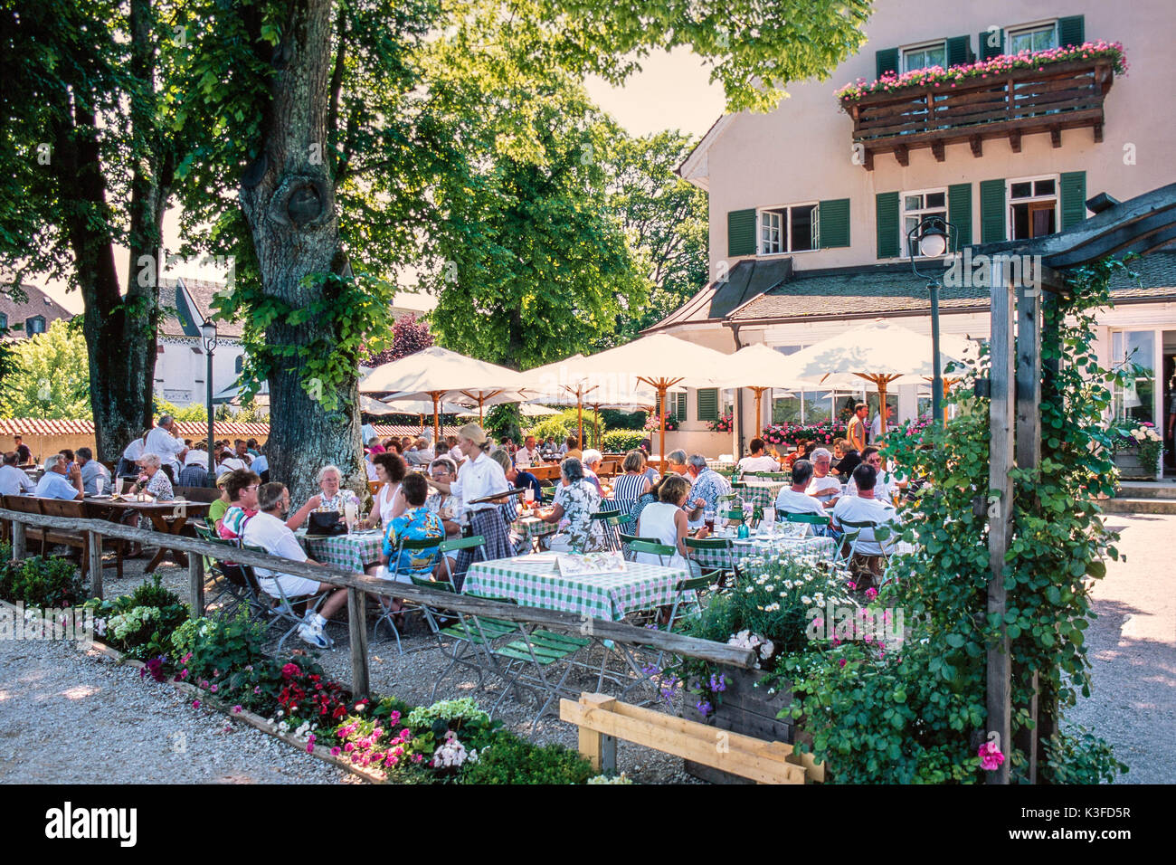 Biergarten auf der Insel Frauen Chiemsee Stockfoto