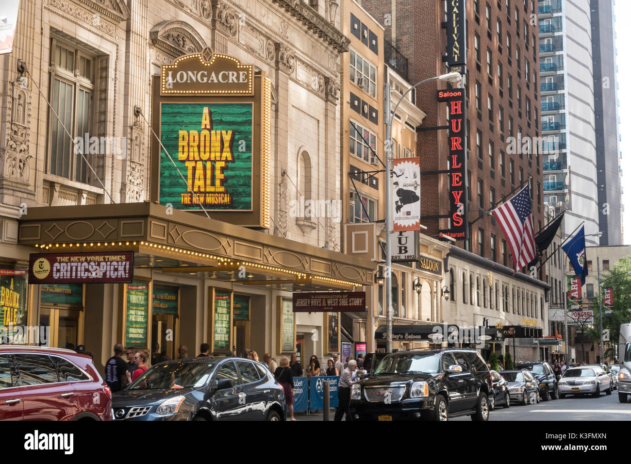 Longacre Theatre, die mit einem "A Bronx Tale" Festzelt, NYC Stockfoto