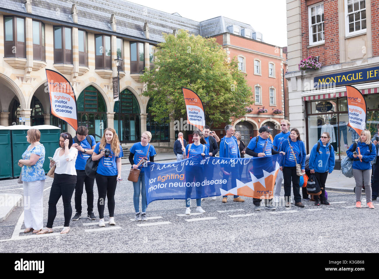 GuildhallNorthampton, UK. 3. September 2017. Der Start des Halbmarathon in der Innenstadt außerhalb der Guildhall in 0930 geht es um die Stadt und in die Landschaft beendete bei Delapre Country Park mit einer maximalen Zeit von 3 Stunden erlaubt. Credit: Keith J Smith./Alamy leben Nachrichten Stockfoto