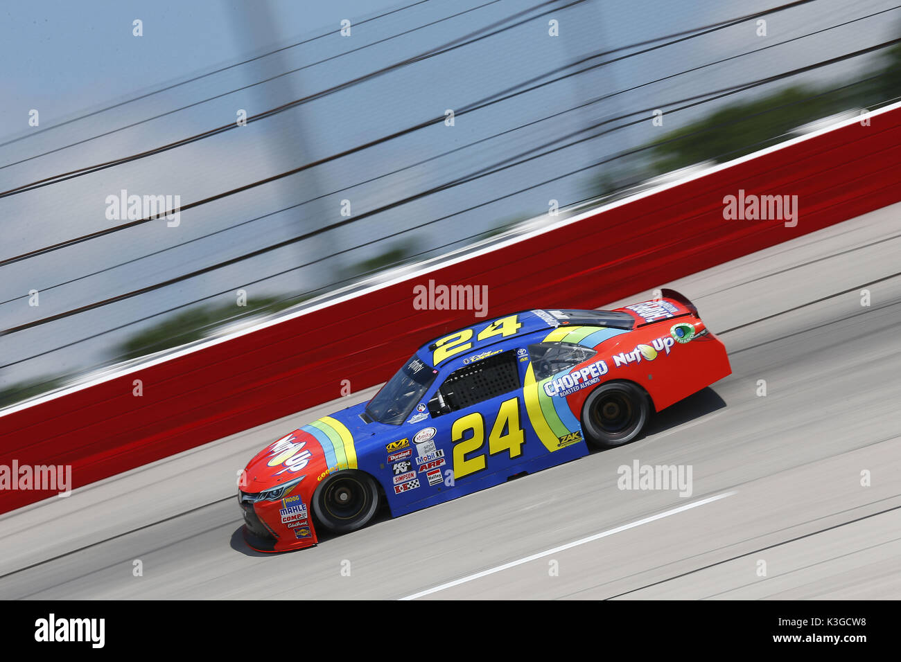 Darlington, South Carolina, USA. 1. Sep 2017. September 01, 2017 - Darlington, South Carolina, USA: Dylan Lupton (24) nimmt zu dem Titel für den Sport Clips Haarschnitte VFW 200 bei Darlington Raceway in Darlington, South Carolina zu üben. Credit: Justin R. Noe Asp Inc/ASP/ZUMA Draht/Alamy leben Nachrichten Stockfoto