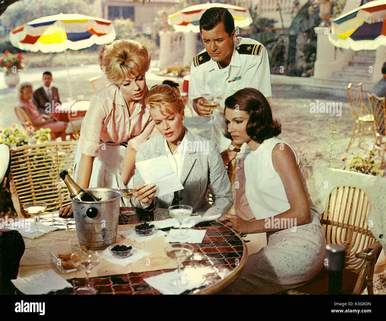Folgen SIE DEN JUNGEN DANY ROBIN, JANIS PAIGE, Richard Long, PAULA PRENTISS Stockfoto