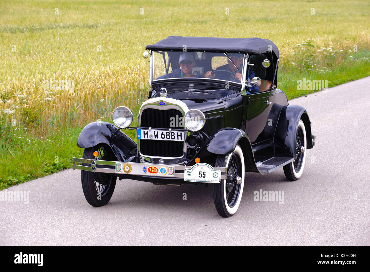 Oldtimer Rallye 'Herkomer Konkurrenz" in Landsberg Lech für mindestens 80 Jahre alten Autos, hier in der Nähe Ford A, Baujahr 1928 Stockfoto