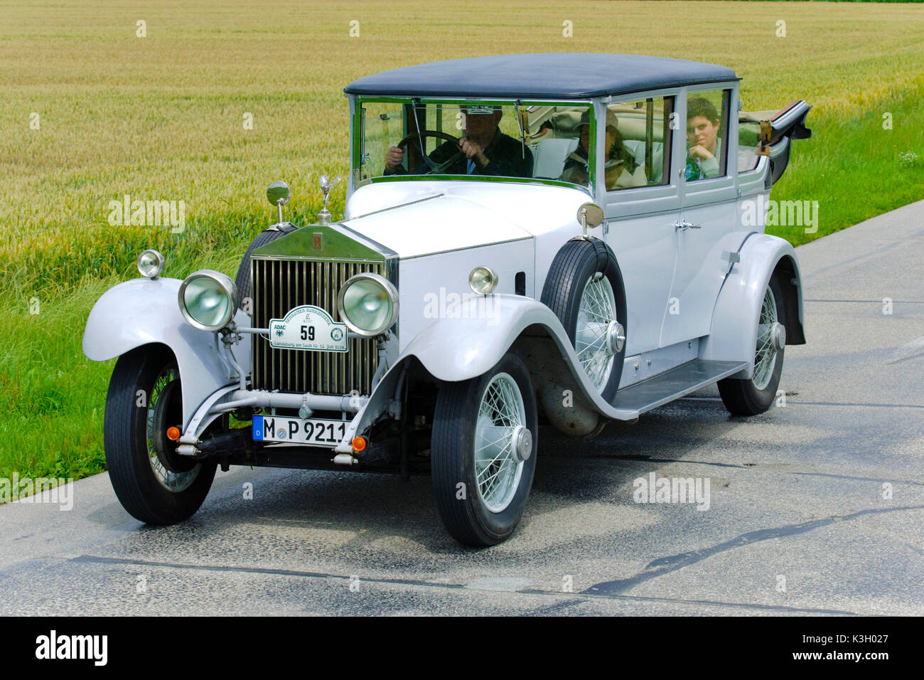 Oldtimer Rallye 'Herkomer Konkurrenz" in Landsberg Lech für mindestens 80 Jahre alten Autos, hier in der Nähe von Rolls Royce Phantom I, Baujahr 1928 Stockfoto