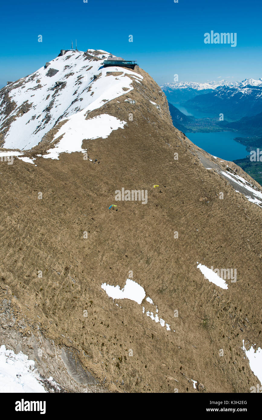 Niesen, Bergrestaurant, Gleitschirm Startplatz, Mülenen, Berner Oberland, Reichenbach, Luftbild, Schweiz Stockfoto