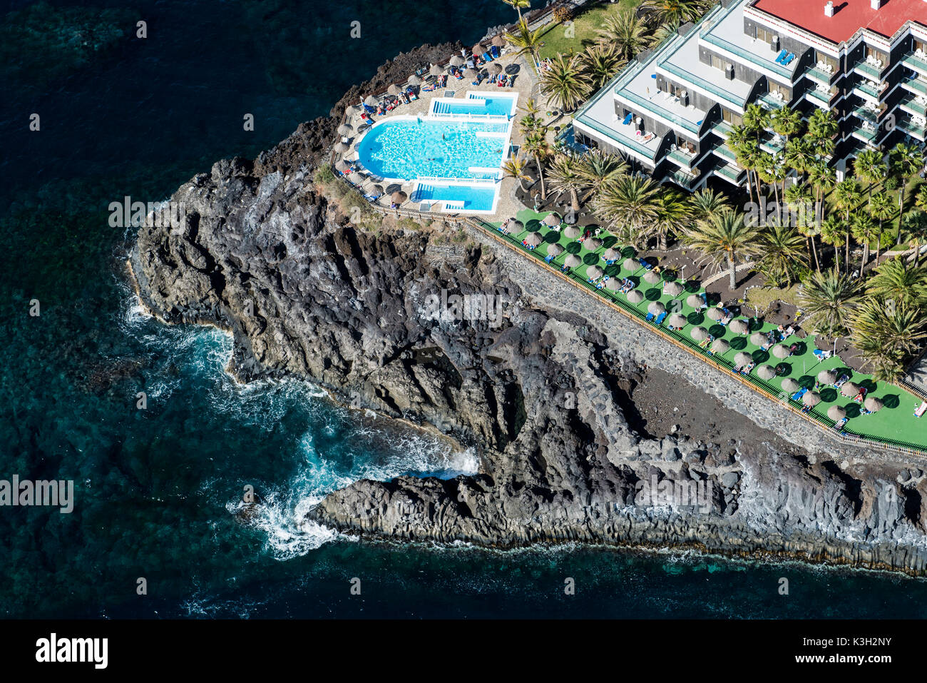 Pool Hotel Sol Puerto de Naos, Atlantikküste, Vulkan Küste, Luftbild, Insel La Palma, Kanaren, Spanien Stockfoto