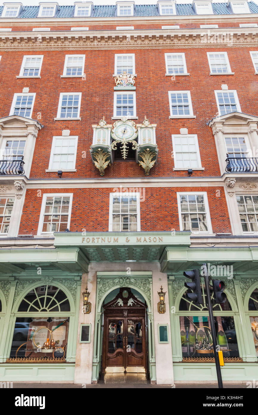 England, London, Piccadilly, "Fortnum & Mason' speichern Stockfoto England, London, Piccadilly, "Fortnum & Mason' speichern Stockfoto
