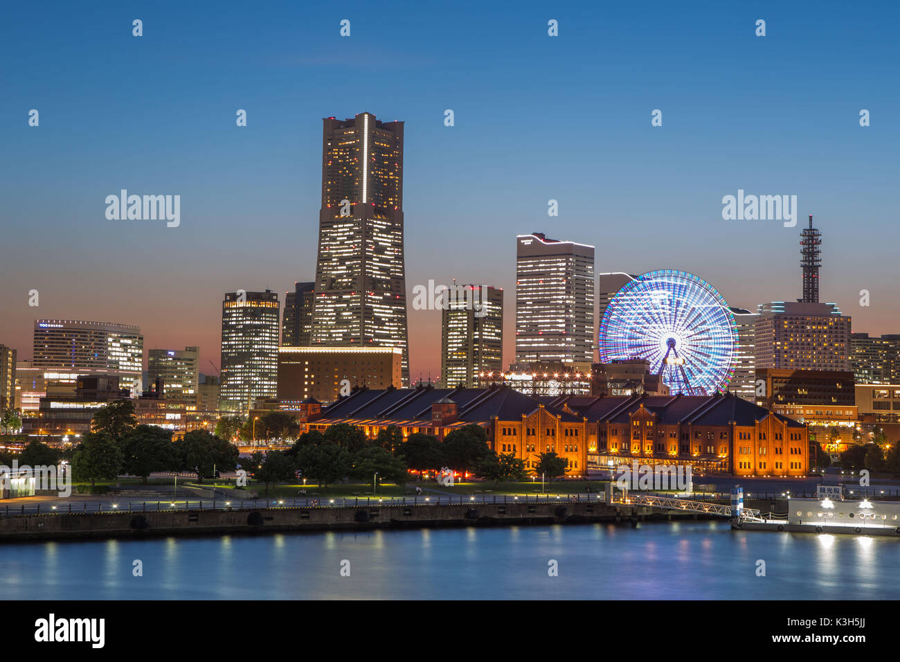 Japan, Yokohama City Skylie, Wahrzeichen Gebäude. Stockfoto