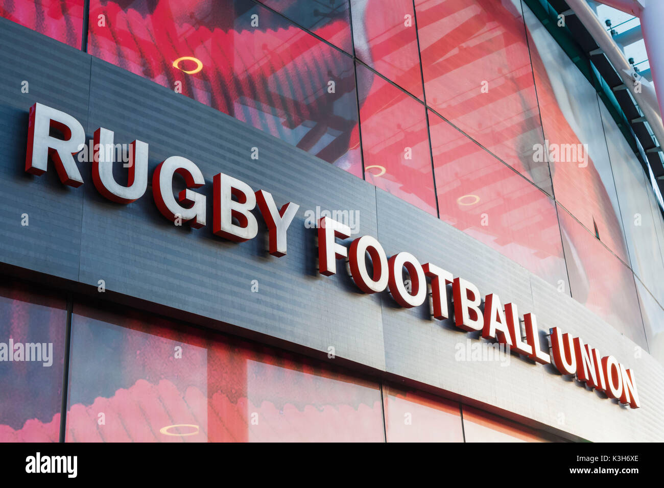 England, London, Richmond, Twickenham Rugby Stadion Rugby Football Union Fußball Zeichen Stockfoto