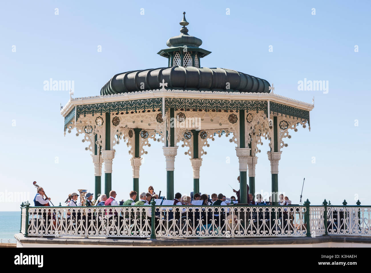 England, East Sussex, Brighton, Strandpromenade Konzertpavillon Stockfoto