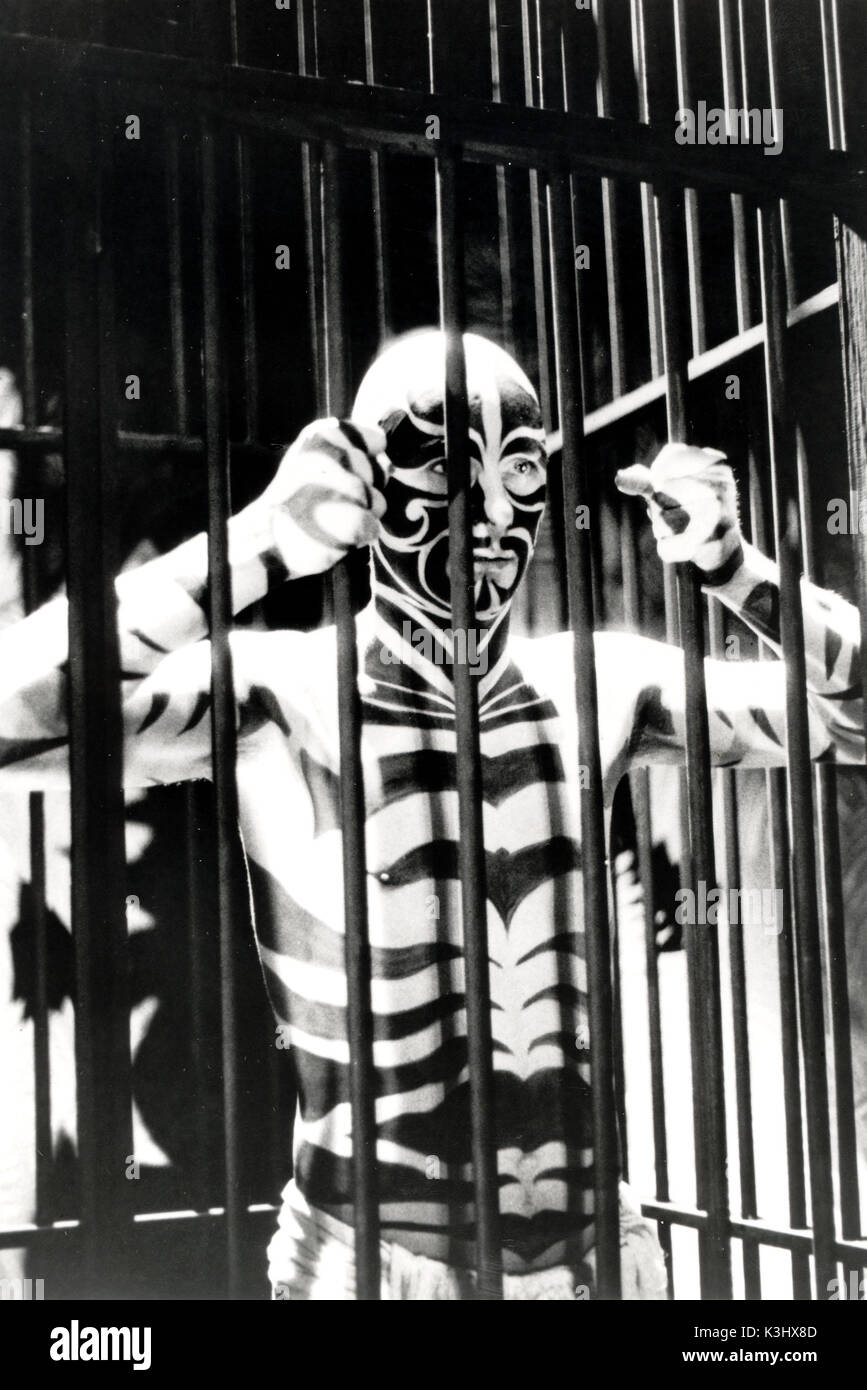 Das ZEBRA MENSCH [Großbritannien 1992] - Eine 11-minütige Kurzfilm über die wahre Geschichte von Major Horace Ridler {1886-1969], der sich in einem der grössten sideshow Merkwürdigkeiten der Welt verwandelt. DUNCAN Holz als der Mann das Zebra ZEBRA MANN Stockfoto