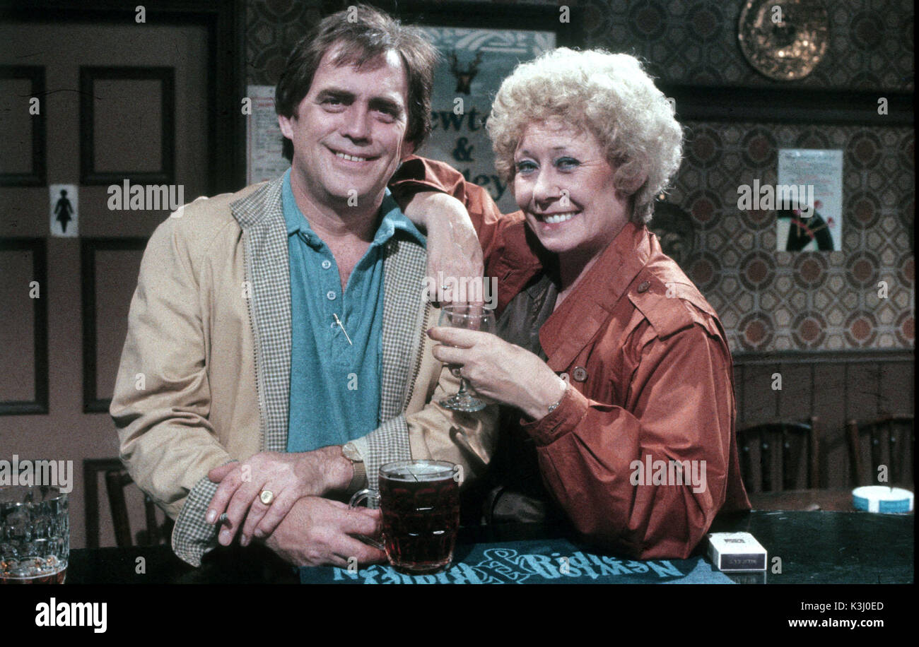 CORONATION STREET WILLIAM TARMEY wie Jack Duckworth, ELIZABETH DAWN als Vera Bröcker Stockfoto