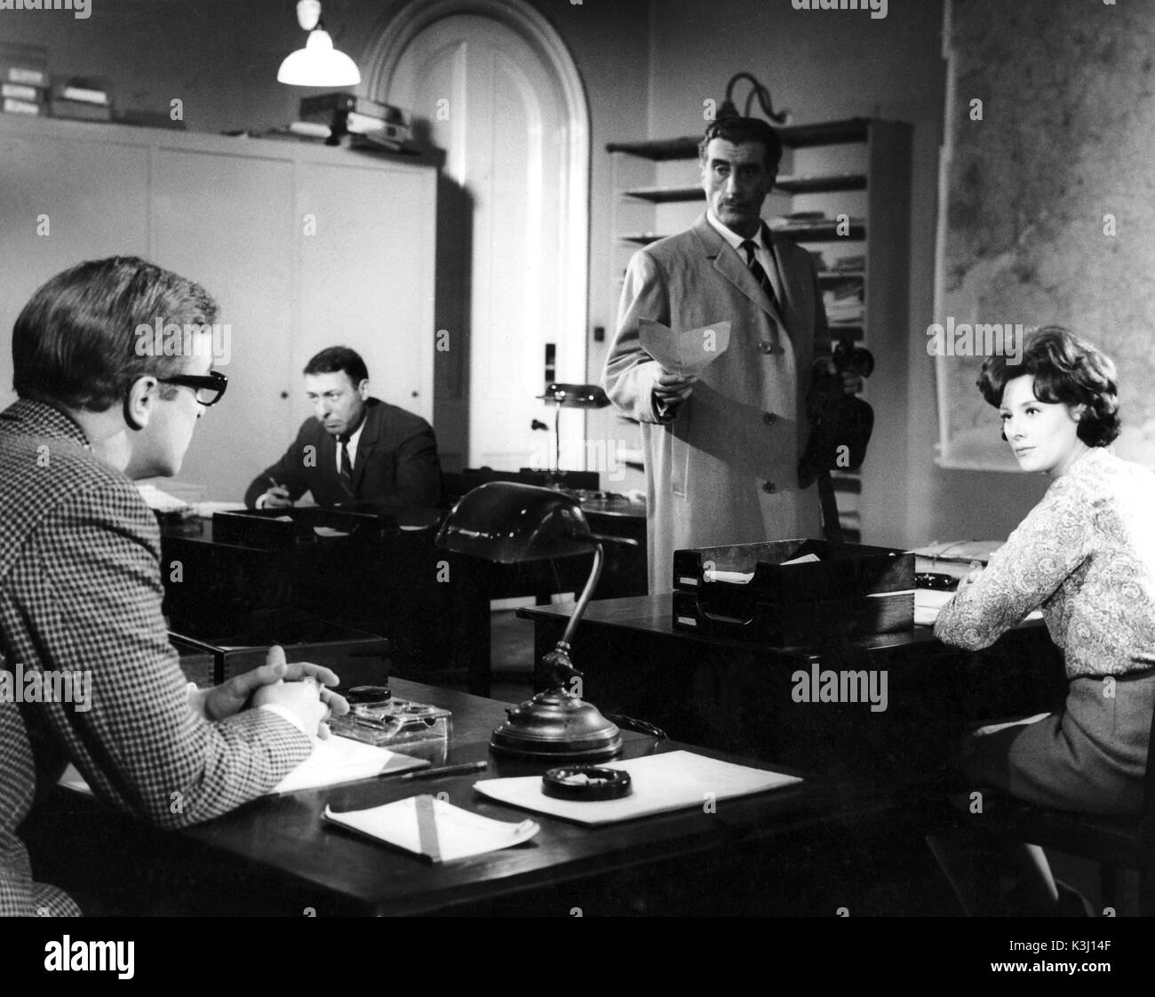 Die IPCRESS FILE Michael Caine als Harry Palmer, NIGEL GREENE, SUE LLOYD Stockfoto