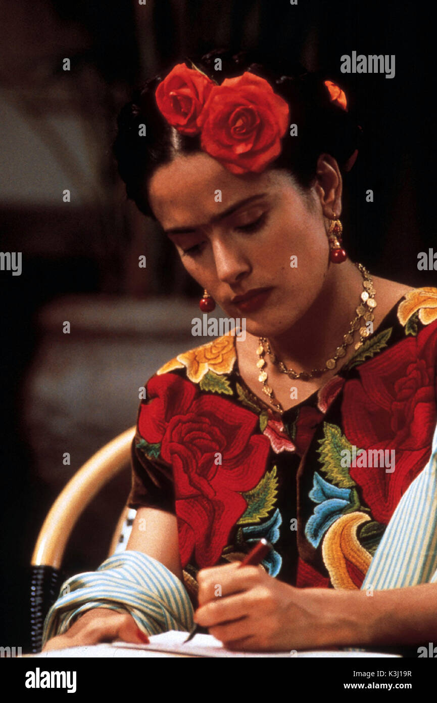 Qualität: 2. Generation. Film Titel: Frida. Foto: Peter Sorel/SMPSP Copyright: Miramax 2000. Für weitere Informationen: Bitte wenden Sie sich an den Buena Vista-Pressestelle unter Tel.: 020 8222 1653/2828/1221 Fax: 020 8222 2494. FRIDA Salma Hayek als Frida Kahlo Datum: 2002 Stockfoto