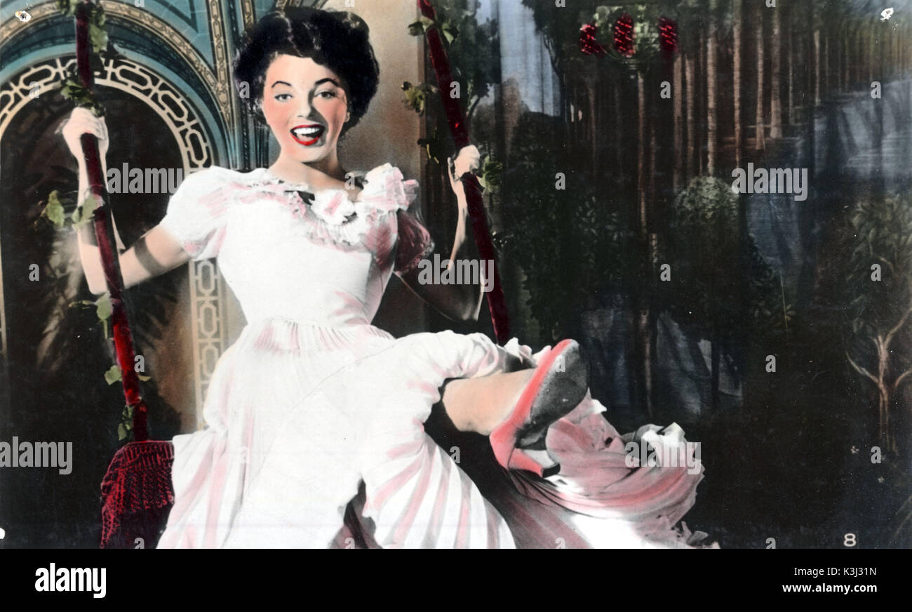 THE GIRL IN THE RED VELVET SWING JOAN COLLINS Datum: 1955 Stockfoto