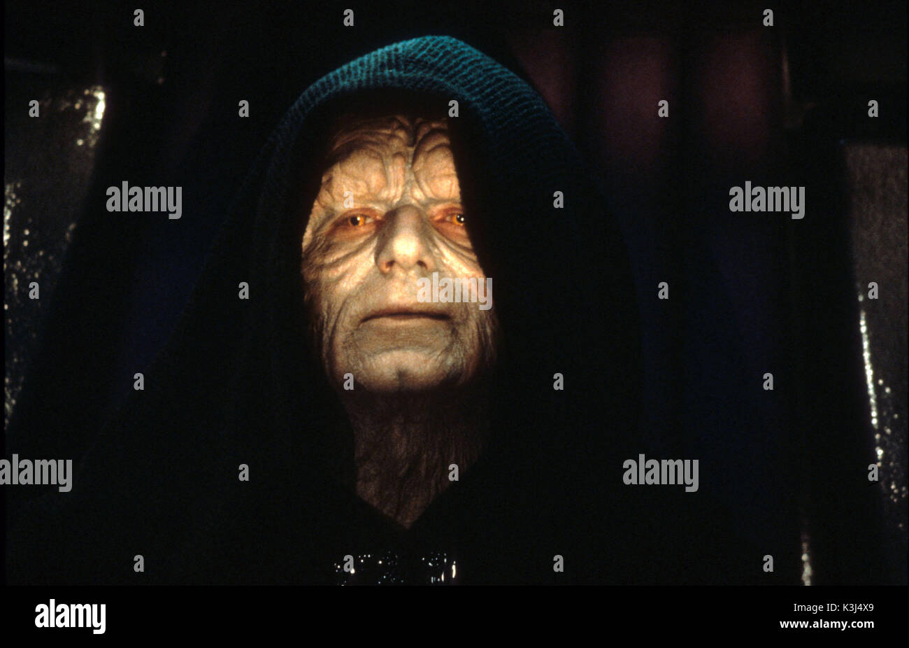 STAR WARS: Episode VI - Die Rückkehr der Jedi-Ritter IAN MCDIARMID wie der Kaiser Datum: 1983 Stockfoto