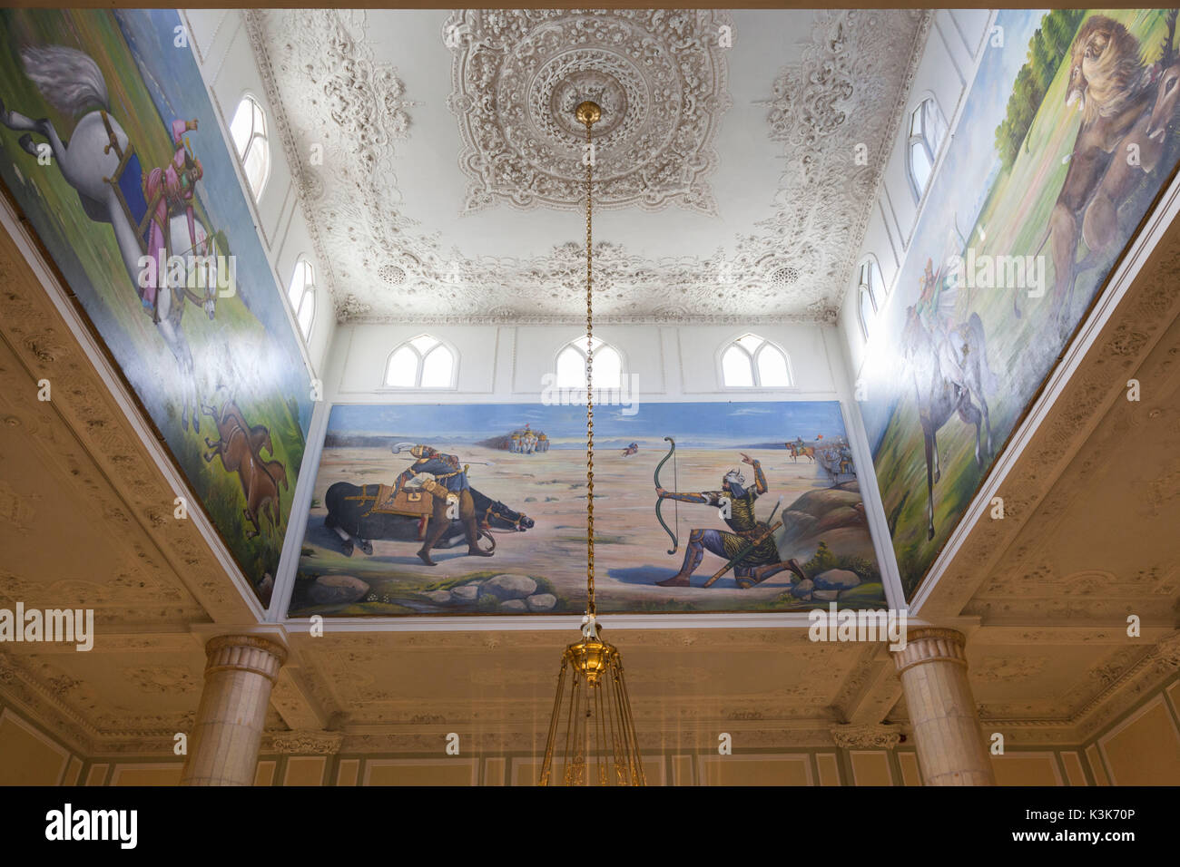 Iran, Teheran, Sa'd Abad Palast Komplex, königliche Sommerresidenz während der Pahlavi Periode, Weißer Palast, Palast der Nation, inneren Wandmalereien Stockfoto