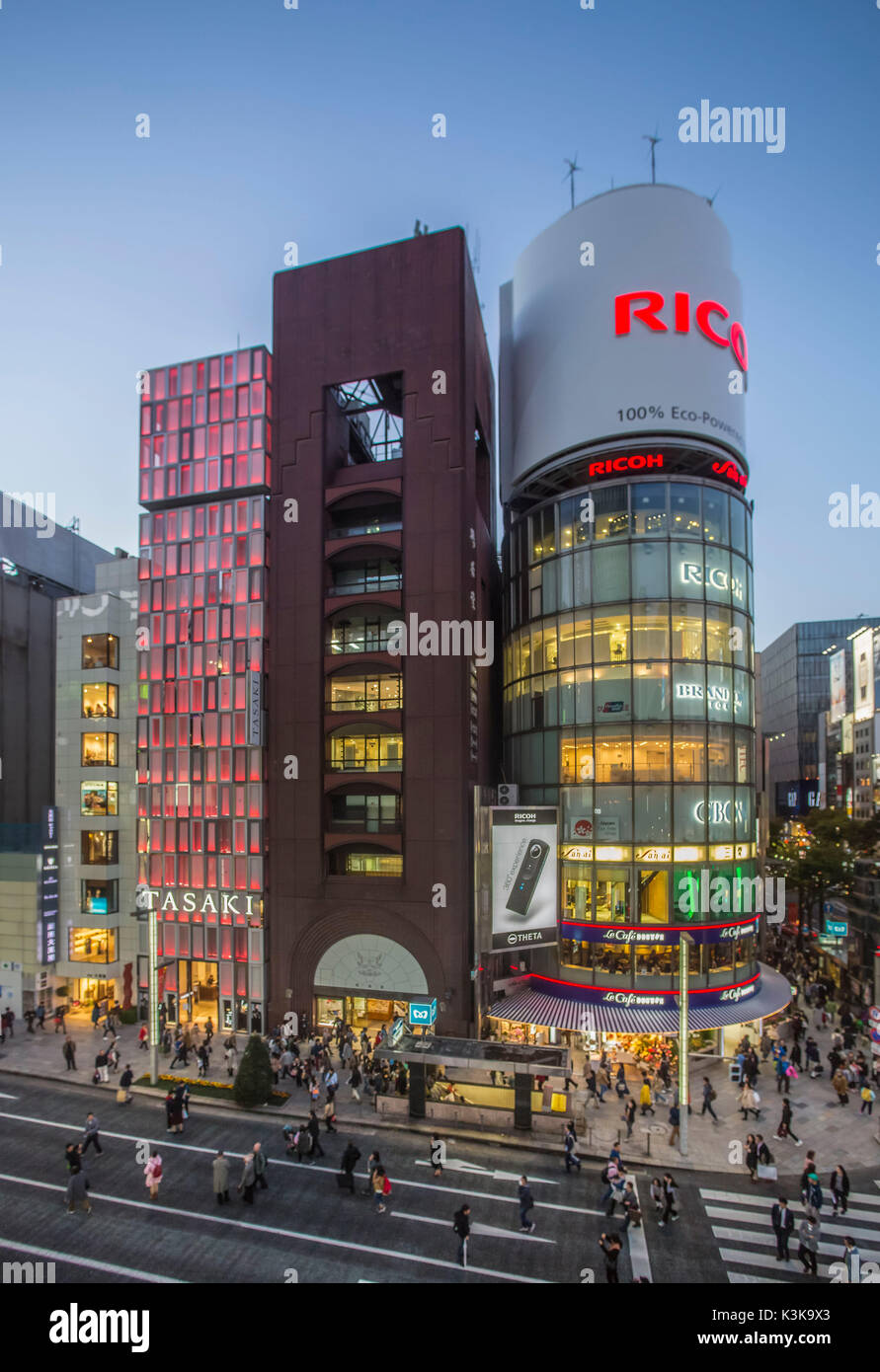 Japan, Tokyo City, Ginza, Harumi und Chuo Wege kreuzen, Stockfoto