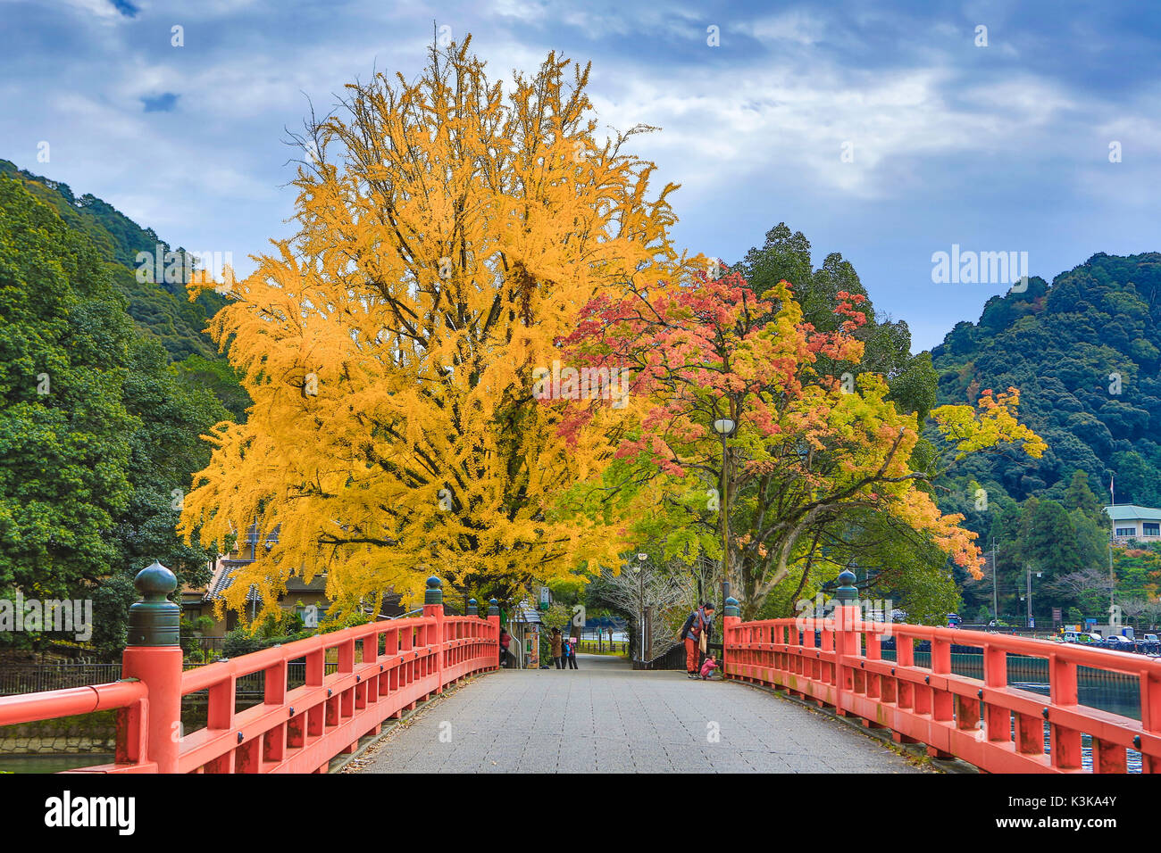 Japan, Kansai, Kyoto, Uji Stadt, Brücke Stockfoto