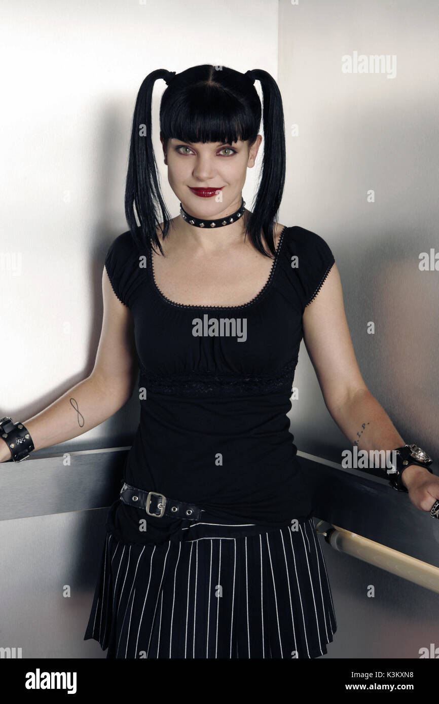 NAVY NCIS: NAVAL KRIMINELLEN UNTERSUCHUNGSDIENST aka NCIS PAULEY PERRETTE als Abtei Sciuto Datum: 2003 Stockfoto