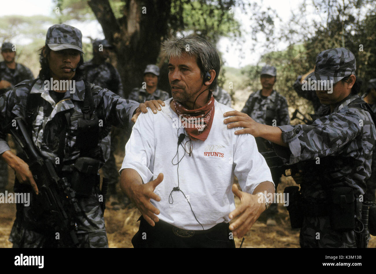 LARA CROFT Tomb Raider: die Wiege des Lebens Stunt Supervisor DICKEY BIER Datum: 2003 Stockfoto