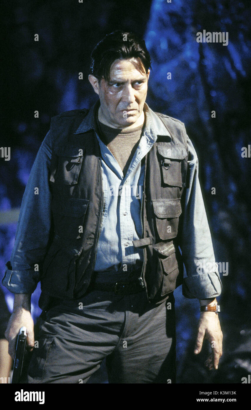 LARA CROFT Tomb Raider: die Wiege des Lebens Ciaran Hinds Datum: 2003 Stockfoto