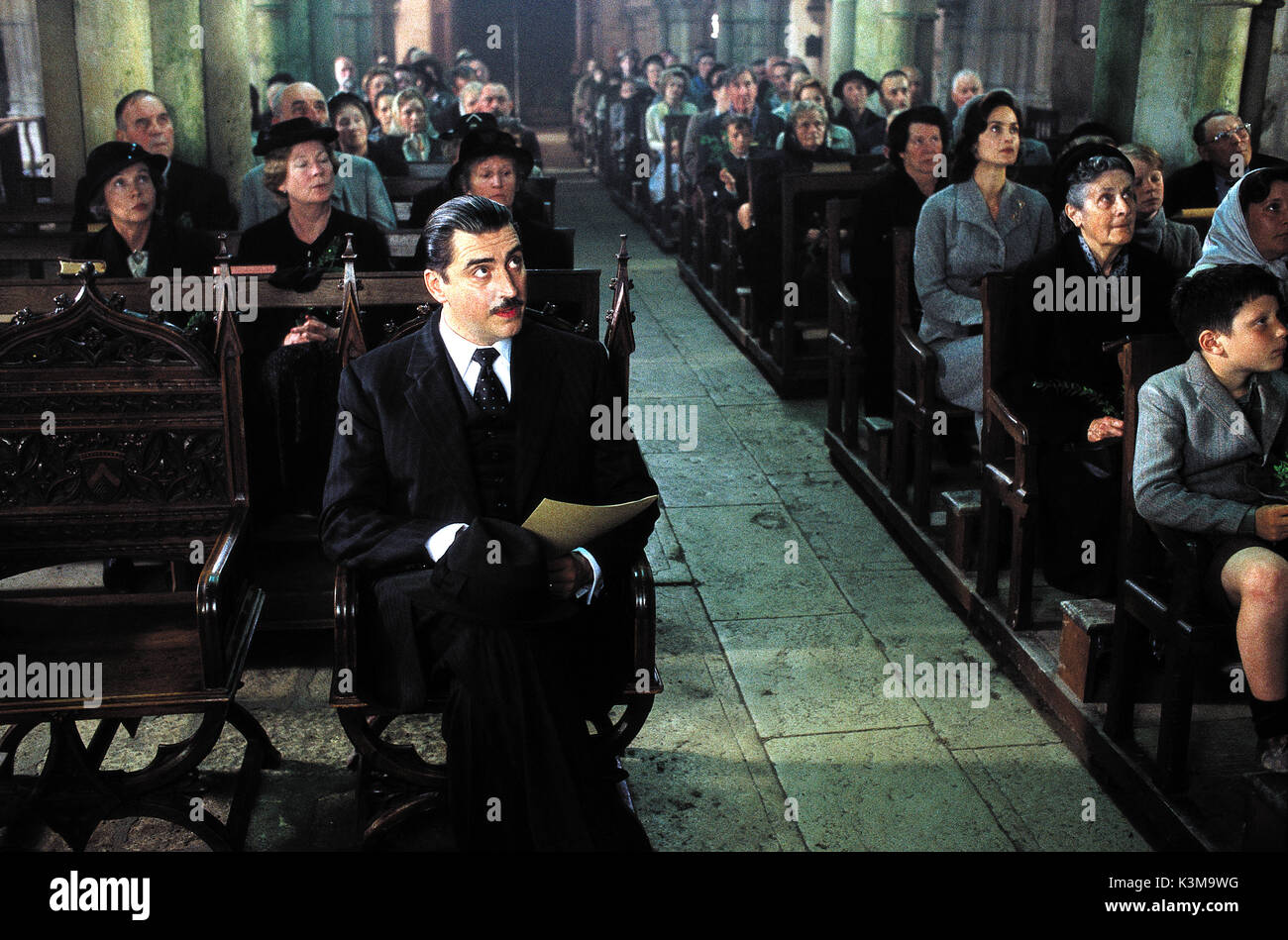 CHOCOLAT Alfred Molina, CARRIE-ANNE MOSS Datum: 2000 Stockfoto