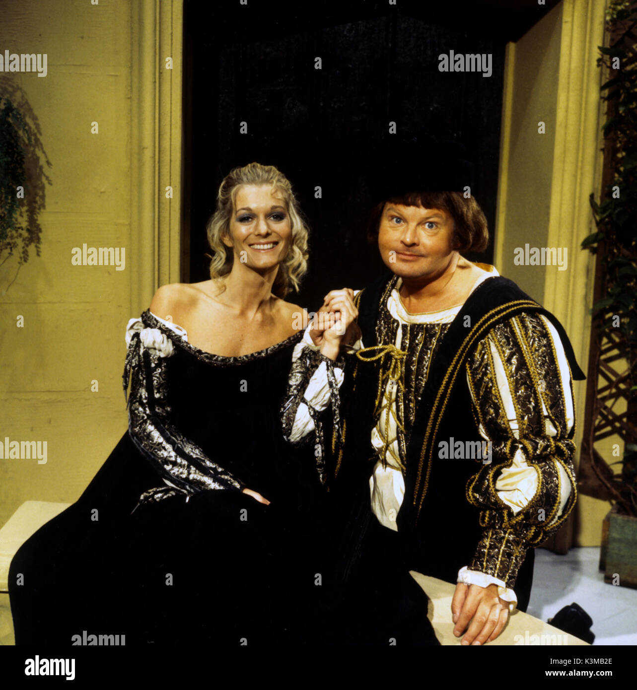 Die BENNY HILL SHOW [BR 1969 -1989] BENNY HILL [Rechts] Datum: 1989 Stockfoto
