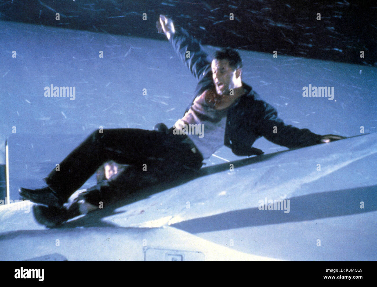 DIE HARD 2 [USA 1990] aka DIE HARD 2: DIE HARDER Bruce Willis Datum ...