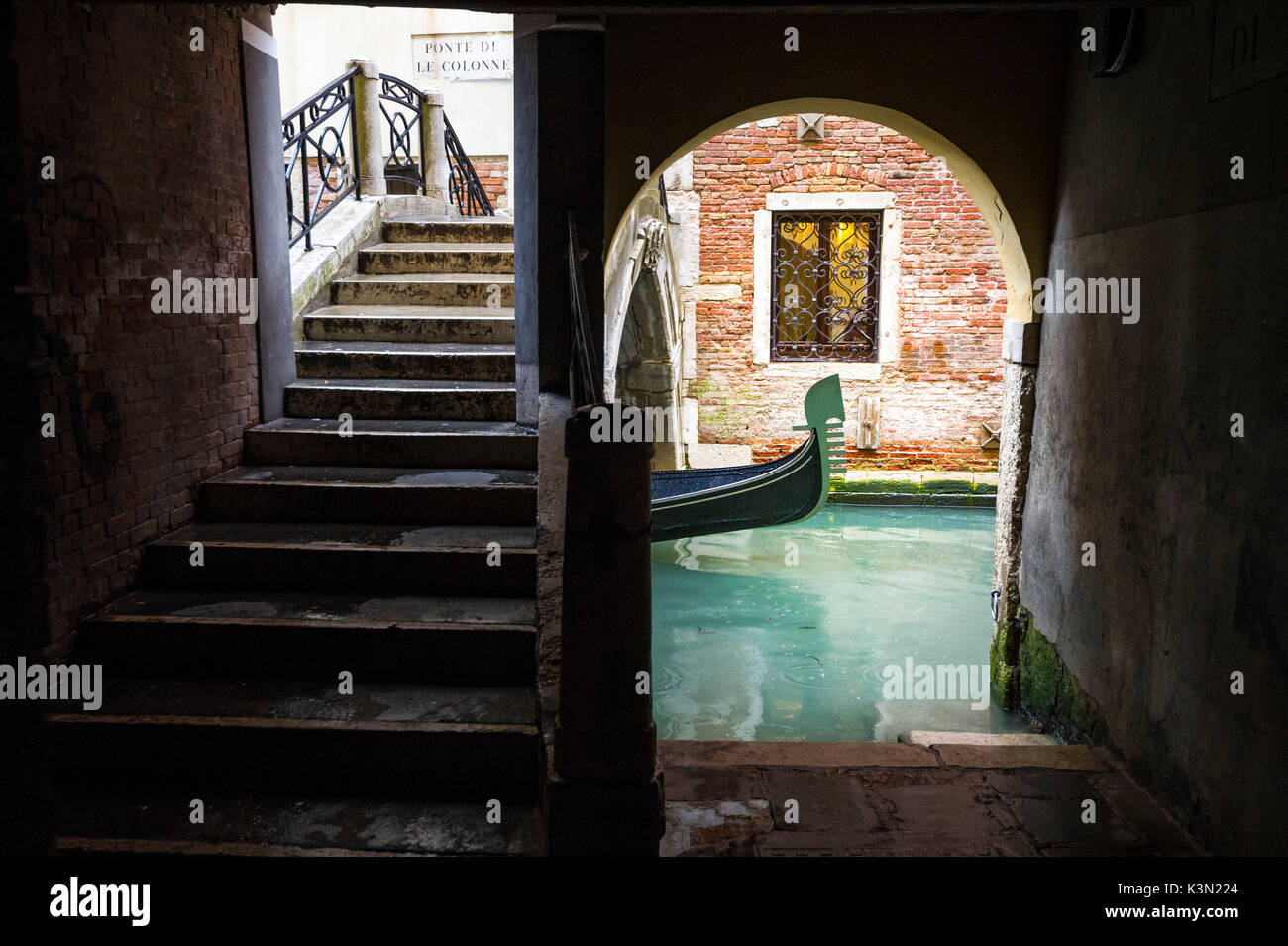 Eine typische Ecke von Venedig mit Brücke. Venedig, Venetien, Italien Stockfoto