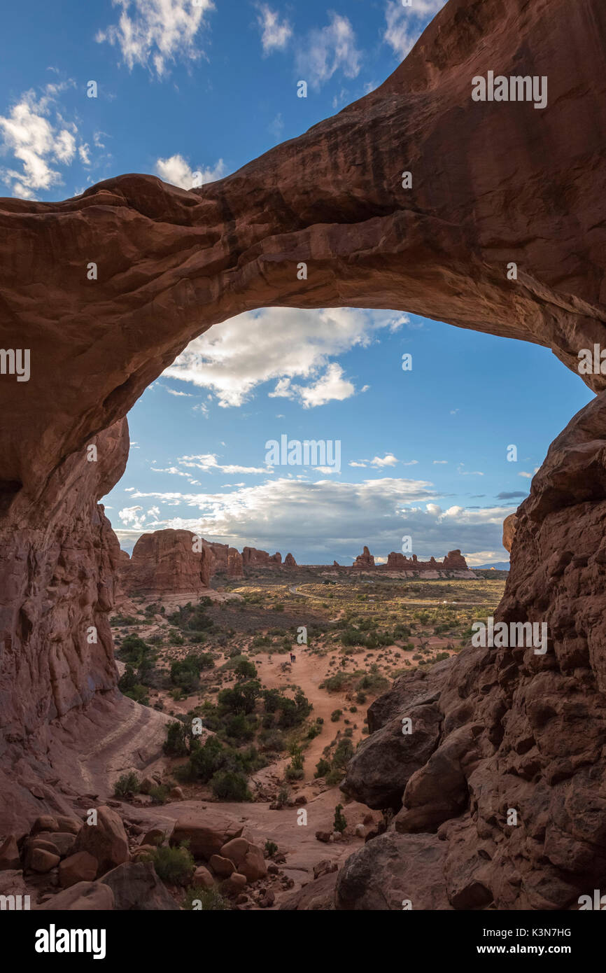 Double Arch, Arches National Park, Moab, Grand County, Utah, USA. Stockfoto
