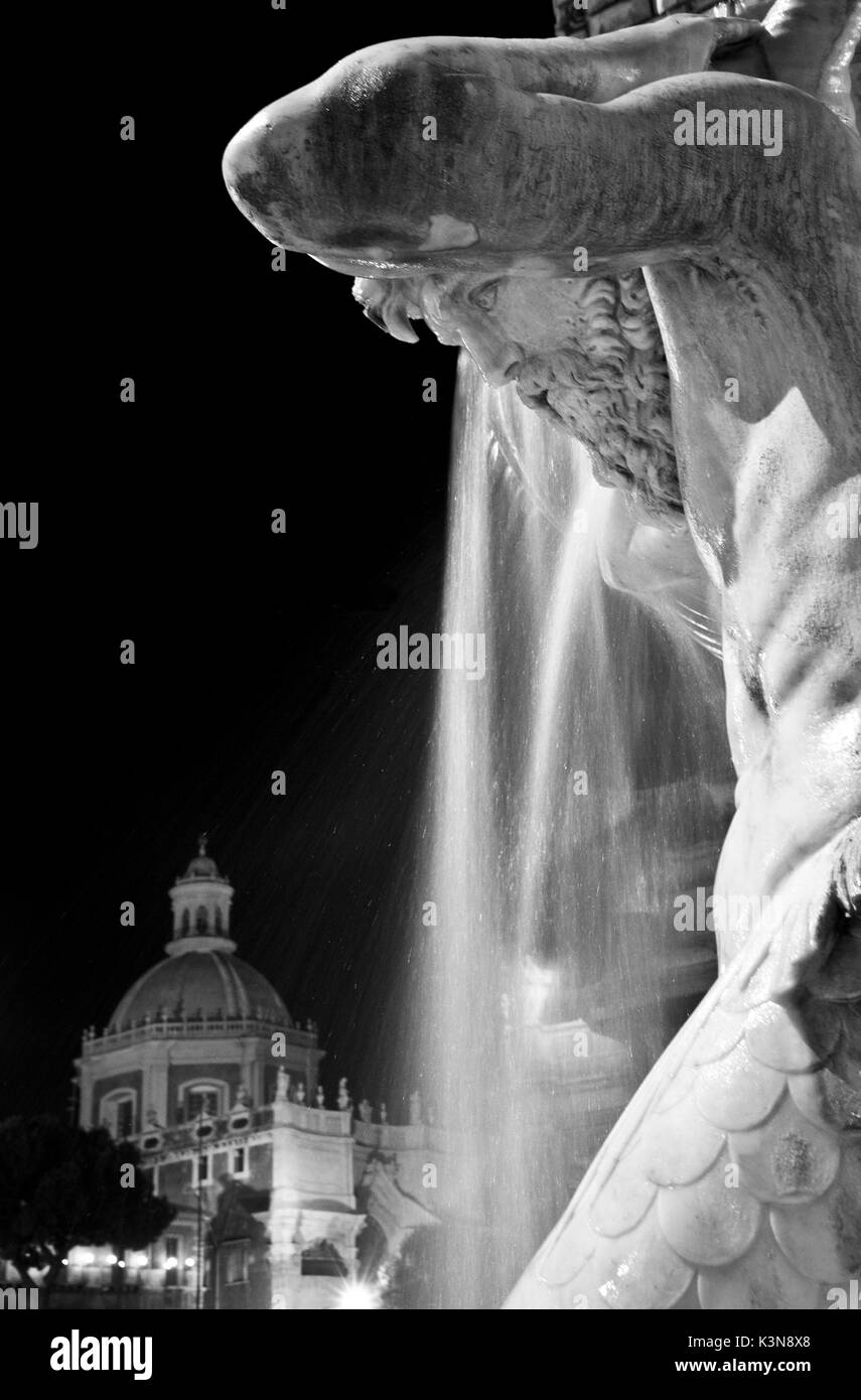 Piazza Duomo Catania, gewölbte Kirche Badia S. Agata, Sizilien, Italien Stockfoto