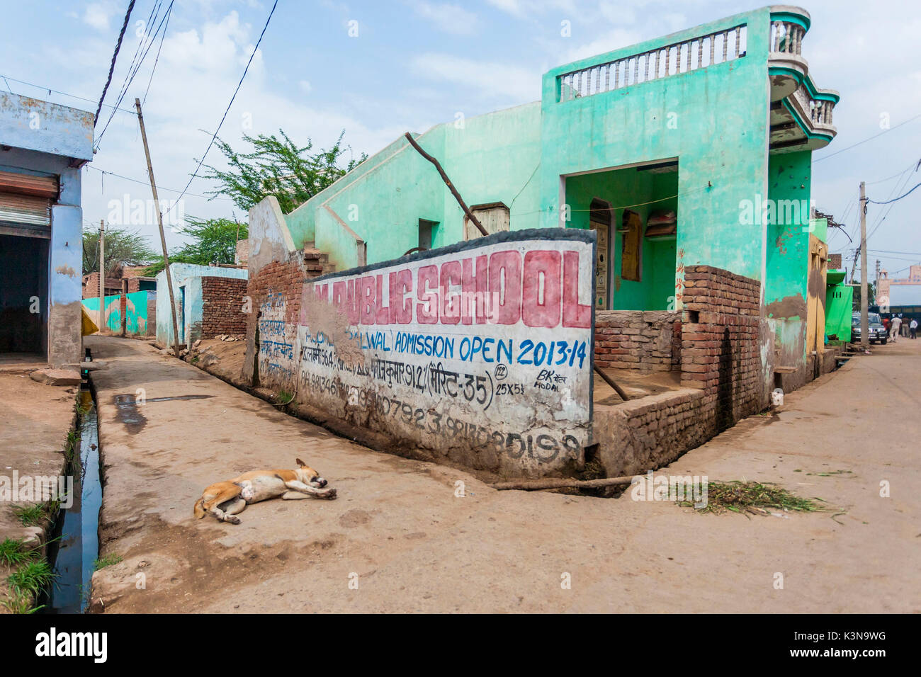Asien, Indien, Uttar Pradesh, Nandgaon, die öffentliche Schule des Dorfes Stockfoto