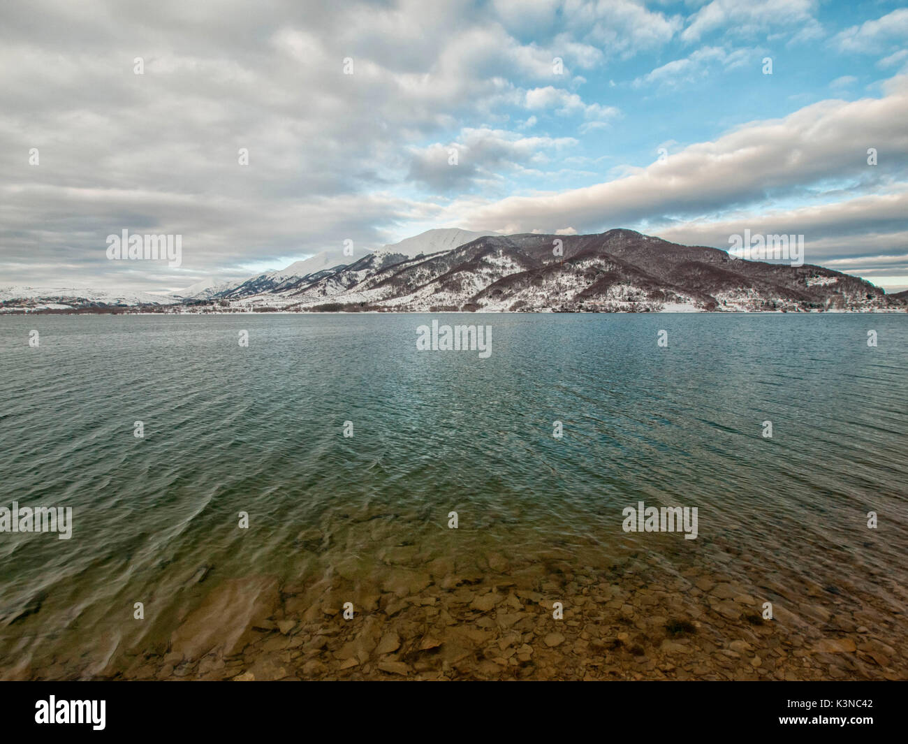Europa, Italien, Abruzzen. See von campotosto Stockfoto