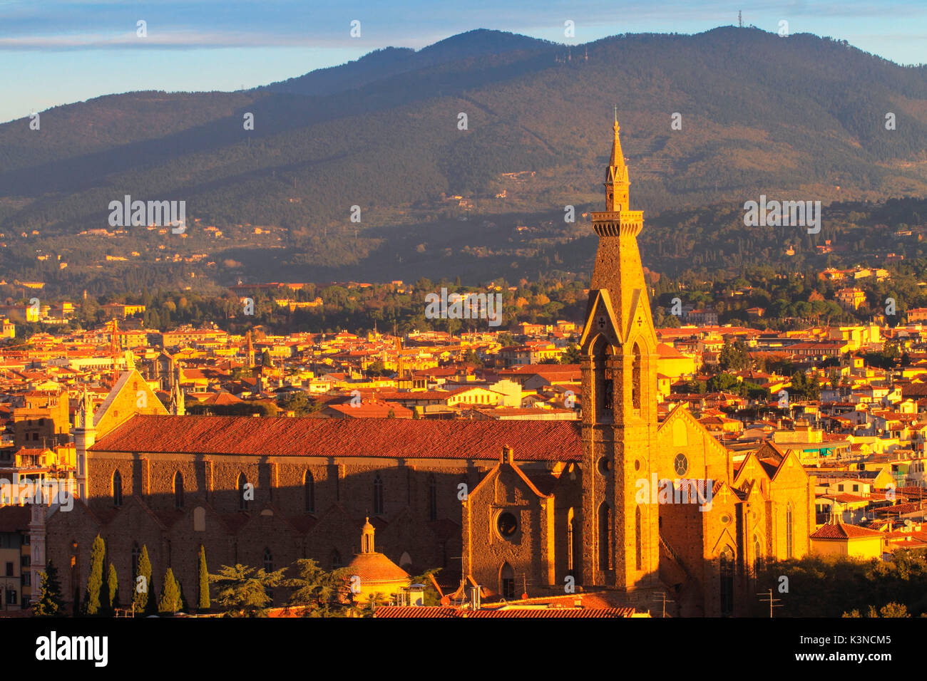 Europa, Italien, Toskana. Die Basilika von San Lorenzo in der Altstadt von Florenz - Stadt der Kunst der Toskana Stockfoto