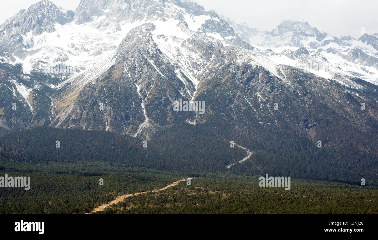 Jadedrachen-Schneeberg Stockfoto