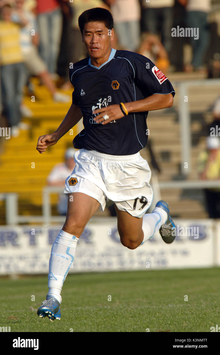 Koreanische Fußballer Seol Ki-Hyeon oder Seol Ki-Hyun spielen für Wolverhampton Wanderers Stockfoto
