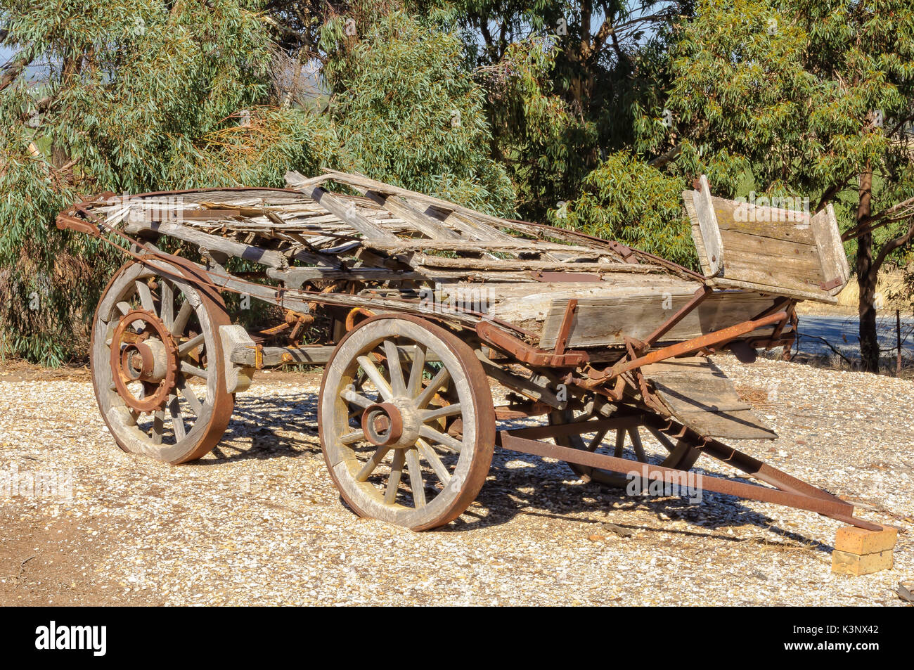 Rostige alte Karre aus verwenden, Barossa Valley, SA, Australien Stockfoto