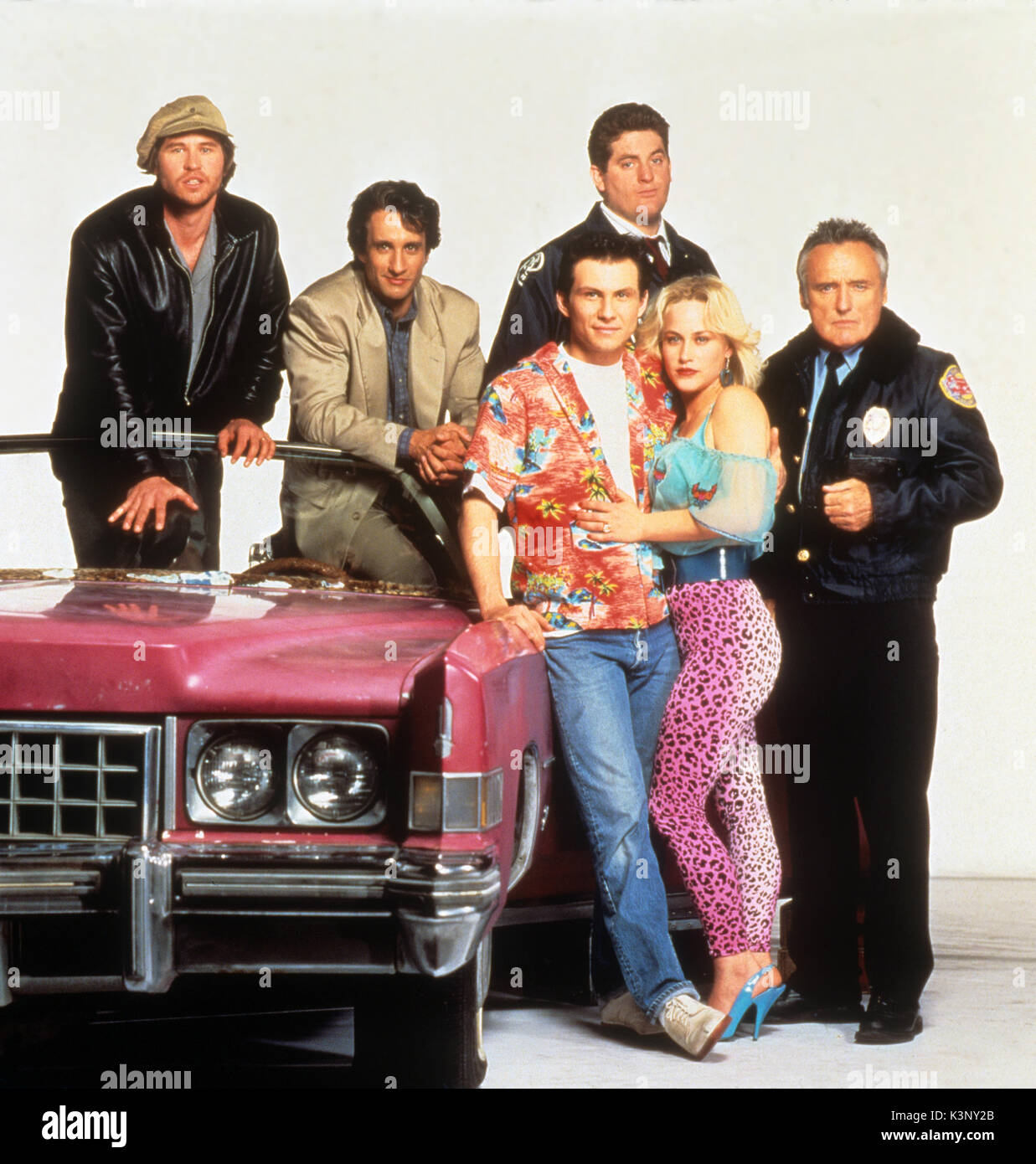 TRUE ROMANCE [USA 1993] Val Kilmer, BRONSON PINCHOT, CHRISTIAN SLATER, Patricia Arquette, CHRIS PENN, Dennis Hopper Datum: 1993 Stockfoto