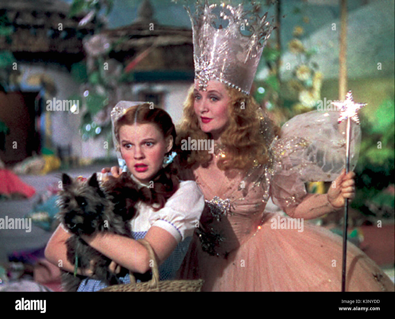 Der Zauberer Von Oz Google Trick Der Zauberer von Oz [US1939] Judy Garland als Dorothy, BILLIE BURKE als