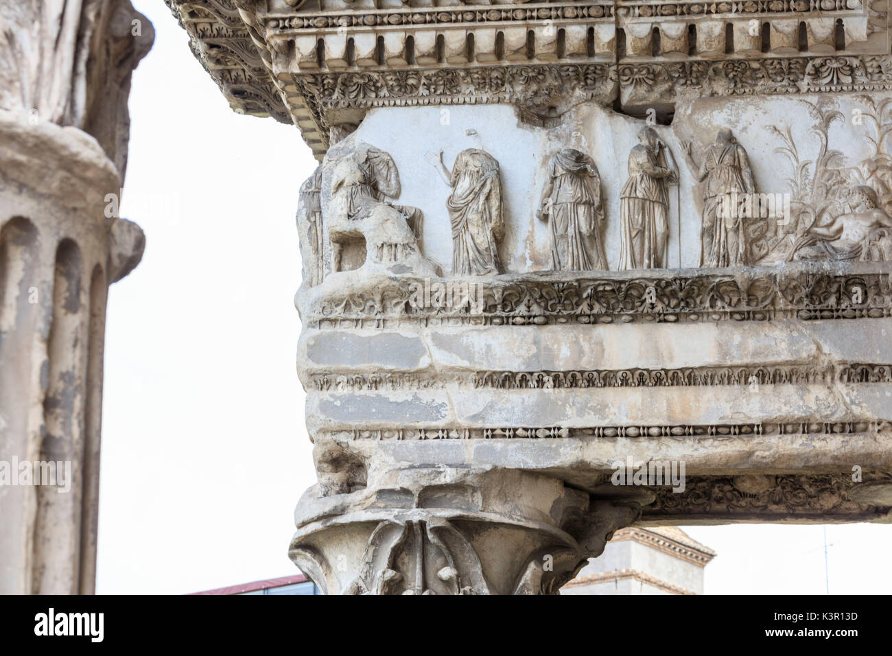 Details der Verzierungen und Statuen auf dem Forum des Traja ein Symbol des antiken Römischen Reiches Rom Latium Italien Europa Stockfoto