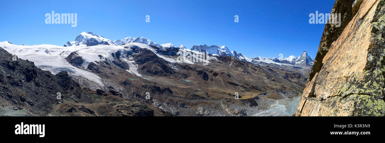 Panoramablick auf die Berge Liskamm Teil des Monte Rosa Massivs. Zermatt im Kanton Wallis Walliser Alpen Schweiz Europa Stockfoto
