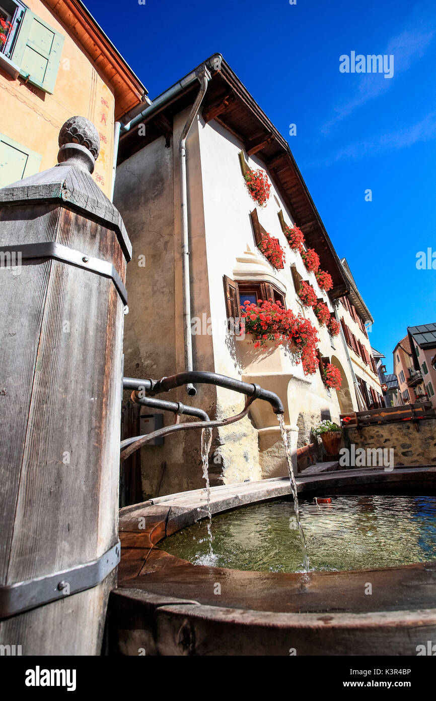 Schweiz, Brunnen in Guarda Village, Engiadin niedrig Stockfoto