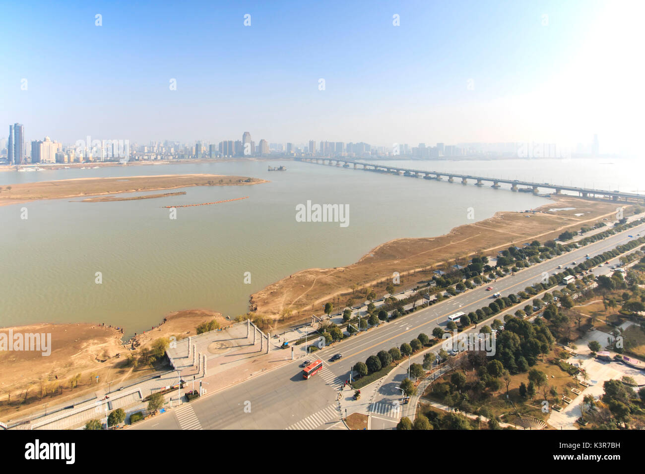 Panoramablick von Nanchang, der Hauptstadt von Jianxi, am Mittag, China Stockfoto