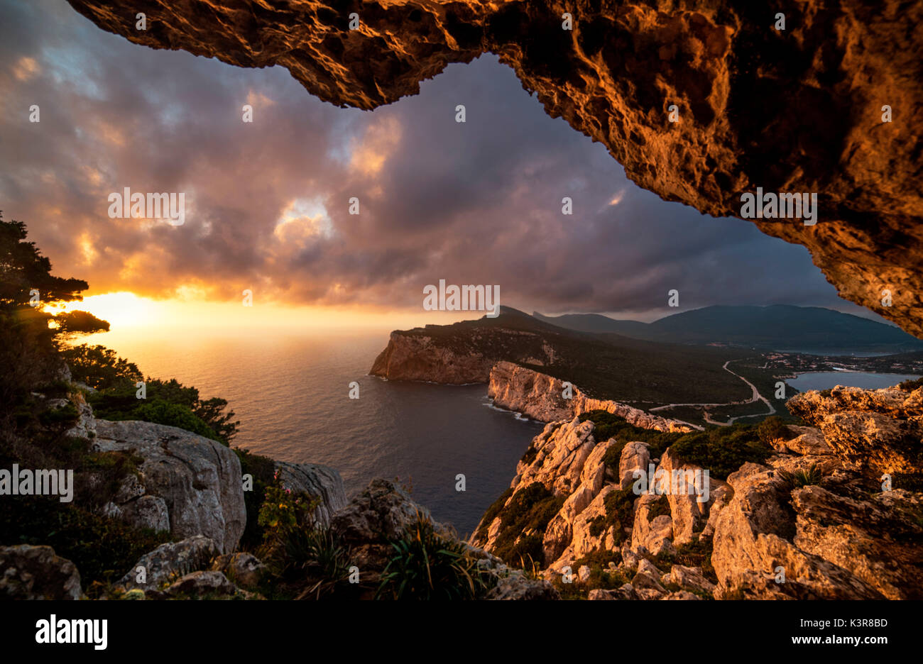 Vasi Rotti Höhlen, das Capo Caccia, Alghero, Provinz Sassari, Sardinien, Italien, Europa. Stockfoto