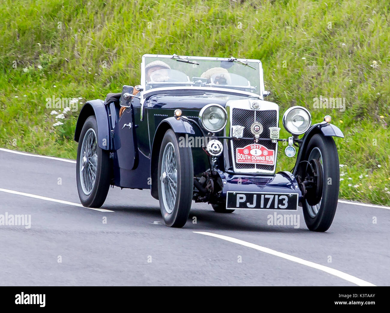 Eastbourne, East Sussex, Großbritannien. 3. September 2017. DIE Autobesitzer VON MG und Sprite nehmen am South Downs Run Teil. Diese nicht wettbewerbsfähige Fahrt beginnt in Bury Hill in der Nähe von Arundel. Die Route folgt der malerischen Südküste von Sussex, einschließlich der wunderschönen Beachy Head Klippen, bevor sie in den beliebten Badeort Eastbourne, East Sussex, eintrifft. Kredit: Alan Fraser Stockfoto