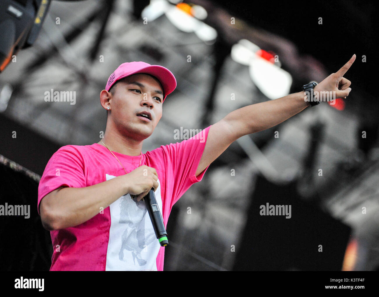 Chengdu, Sichuan Provinz Chinas. 2. Sep 2017. Hip Hop Sängerin Huang Xu führt auf dem 2017 MDSK Music Festival in Chengdu, der Hauptstadt der Provinz Sichuan im Südwesten Chinas, Sept. 2, 2017. Die Musik Festival, eine groß angelegte hip-hop Music Event, wurde in Chengdu ab Sept. 2 bis 3 statt. Credit: Zhang Chaoqun/Xinhua/Alamy leben Nachrichten Stockfoto